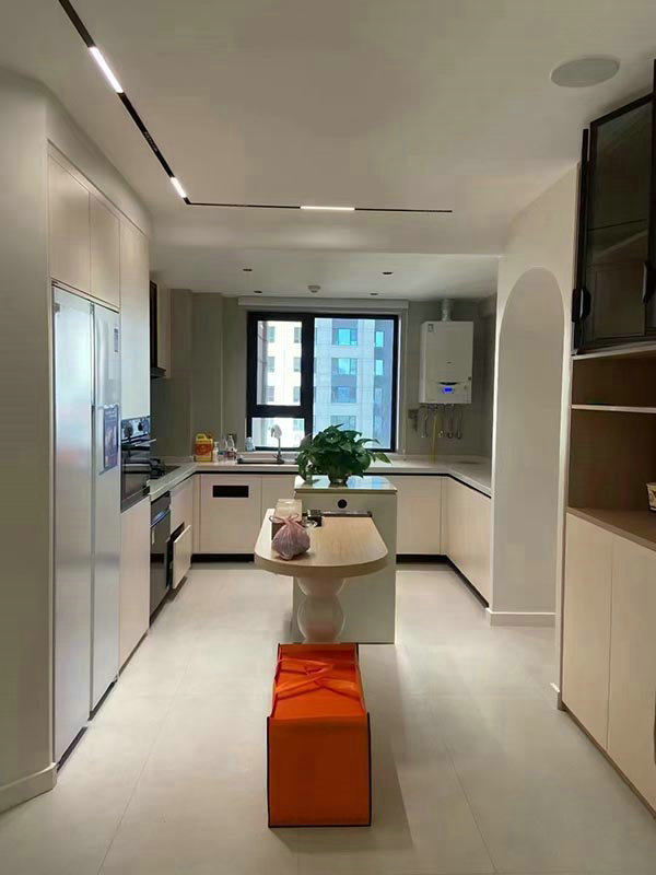 綠地花都-130㎡-現(xiàn)代簡約風(fēng)格 第4張
